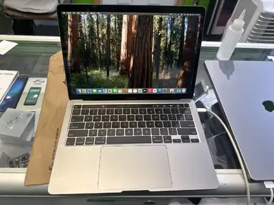 13 Inches Macbook Pro 2018 i7 16GB/512GB, View more