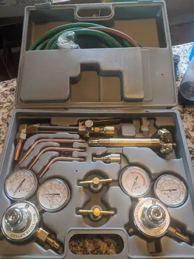 Welding kit brand new, View more
