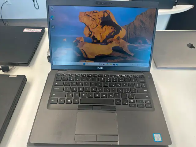 Dell Latitude 5401, i7-9th, 8GB RAM + 256GB SSD, WIN 11 PRO in Laptops in Edmonton - Image 4
