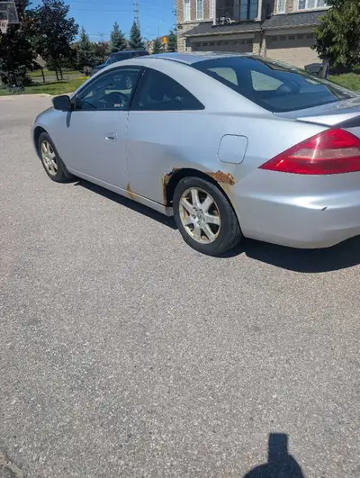 2005 Honda Accord Coupe 293K Well maintained and taken care of. Runs perfectly and everything works...