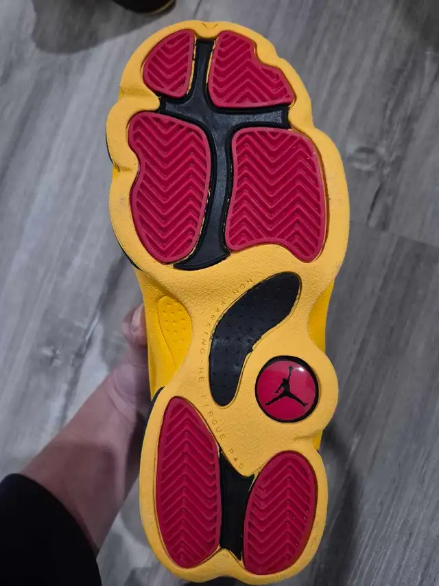 Jordan 13 Retro in Men's Shoes in Markham / York Region - Image 4