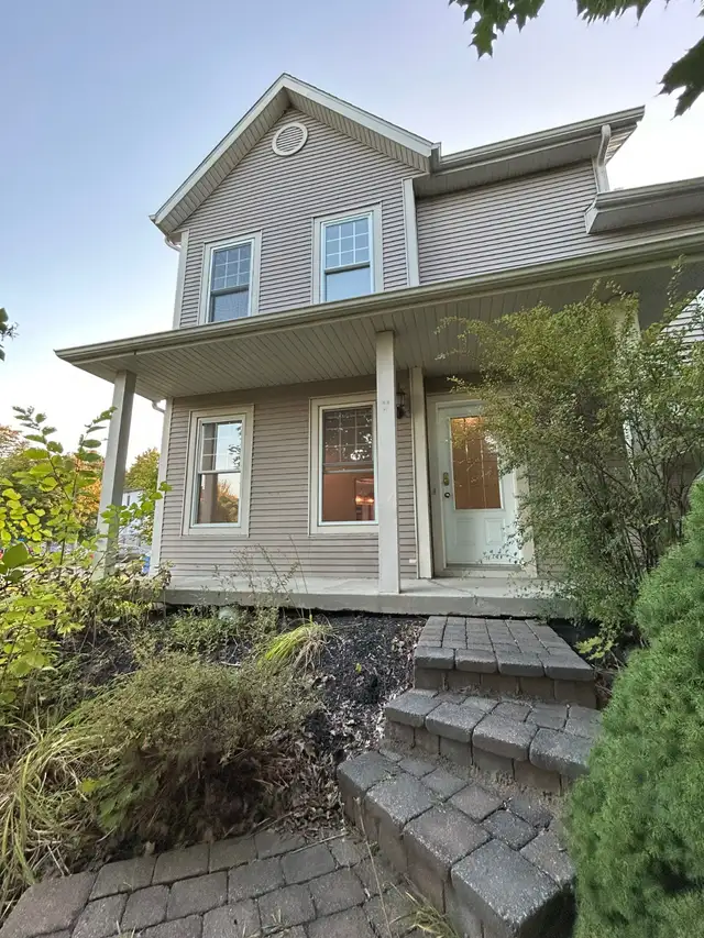 House for rent - two-generation63760493120515120