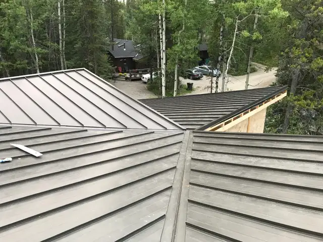 Professional Roofing Services – Free Estimates! in Roofing in Calgary - Image 7