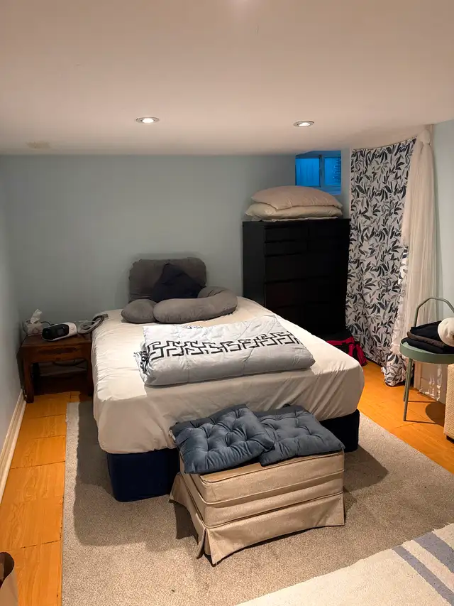 Vacation Rental Walk Out Basement Unit with Backyard in Ontario in Canada - Image 4