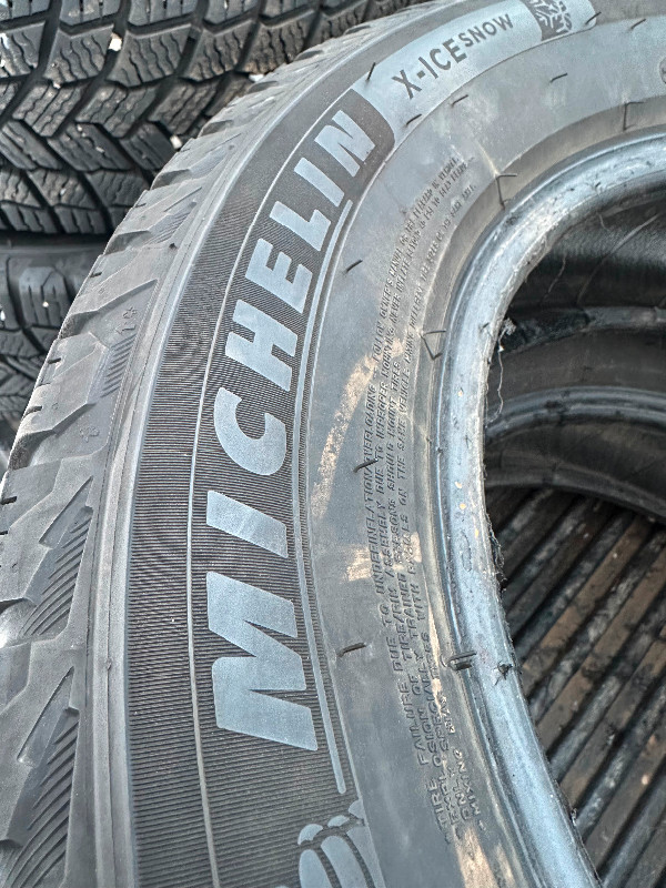 (4) Michelin - 195/65R15 - x ice snow/ studless - 75% tread left in Tires & Rims in Thunder Bay - Image 3