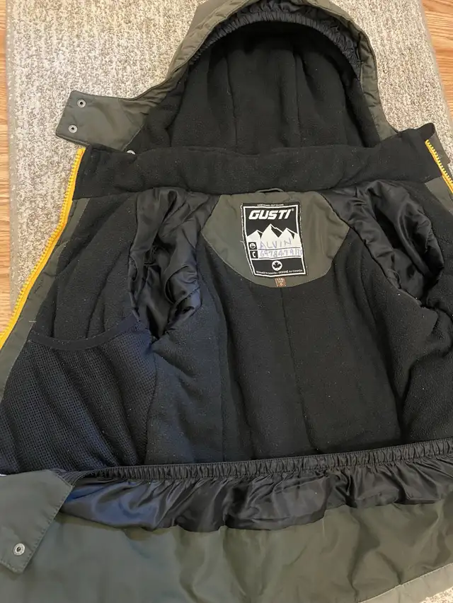 GUSTI Kids Waterproof Winter Jacket in Kids & Youth in City of Toronto - Image 3