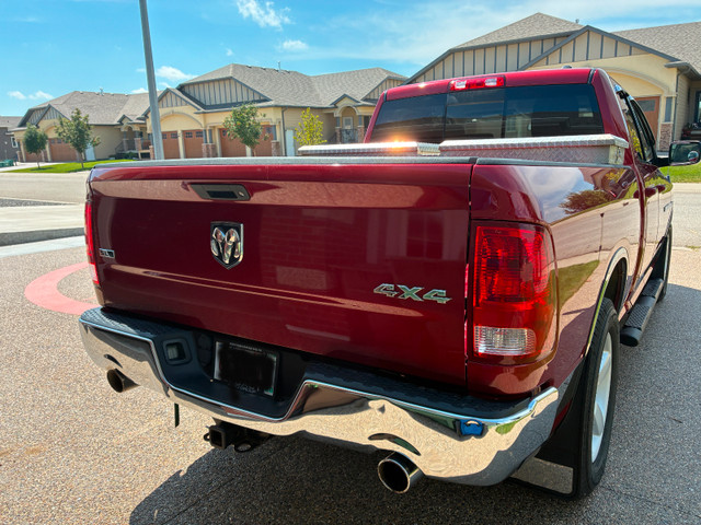 2012 Dodge Ram 1500 SLT 4wd ext.cab in Cars & Trucks in Lethbridge - Image 2