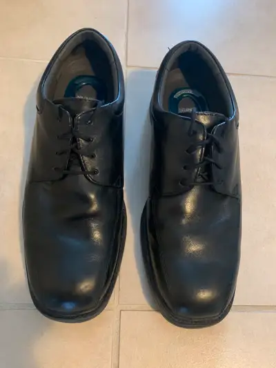 Mens size 8.5 Dress Shoes, View more