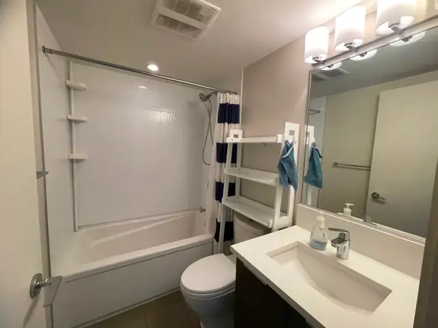 Surrey Central | 2 Bed & 1 Bath | $2,100 Available Dec 1 in Long Term Rentals in Delta/Surrey/Langley - Image 12