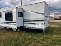 Terry Rv camper, 31 ft. Call4169514041