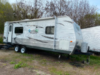 2013 23ft Outdoor RV  Back Country trailer with slide out .