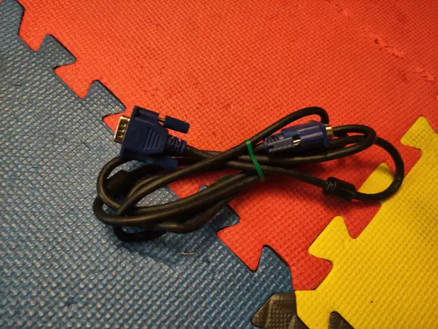 VGA computer cable for sale482653861074053120