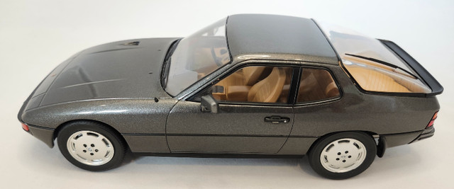 1979 Porsche 924 Turbo Grey 1:18 Diecast Model Car Group Rare in Arts & Collectibles in Kawartha Lakes - Image 4
