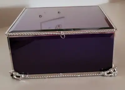 Vintage Purple Glass Decorative Keepsake Jewelry Box, View more
