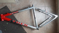 o NEUF NEW NEVER USED! Bike frame Trek Alpha 4900 18 inch "