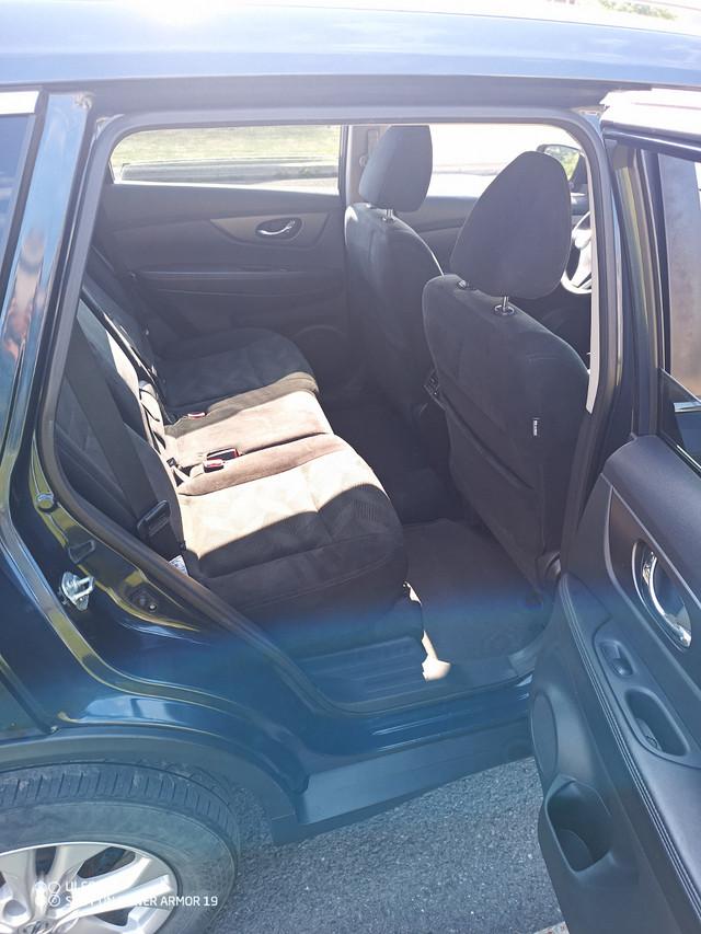 Nissan Rogue SV 2016 dans Autos et camions  à Saint-Jean-sur-Richelieu - Image 2