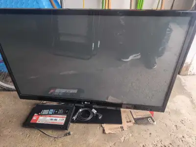 2011 LG Television set, View more