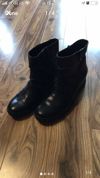 Women New Geox Leather Booties - size EU 40/ US 9