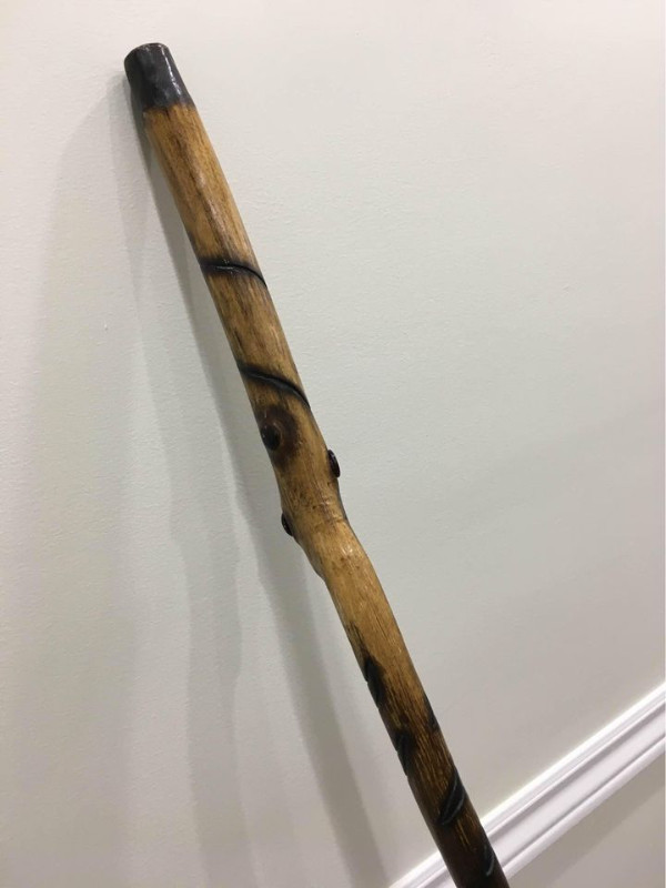 Canne décorative artisanale en bois wooden decorative cane in Hobbies & Crafts in City of Montréal - Image 4