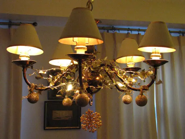 Christmas holiday decorations in Holiday, Event & Seasonal in Mississauga / Peel Region - Image 11