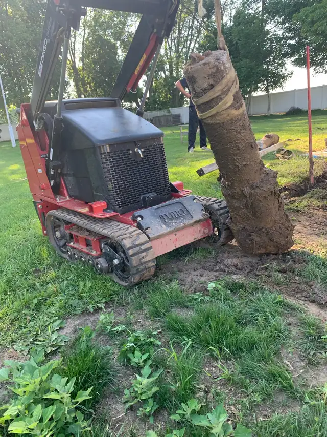 Post Holes plus, plus! ***EQUIPMENT 36' WIDE WILL FIT THROUGH MO in Fence, Deck, Railing & Siding in St. Catharines - Image 3
