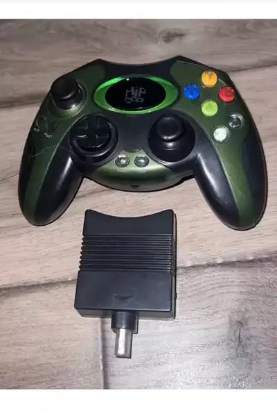 Wanted : Dongle for Hip Gear OG Xbox wireless controller, View more
