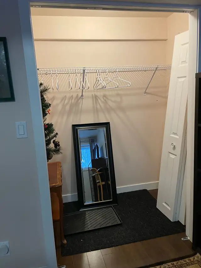 Cozy Room for Rent in NW63417637462915121