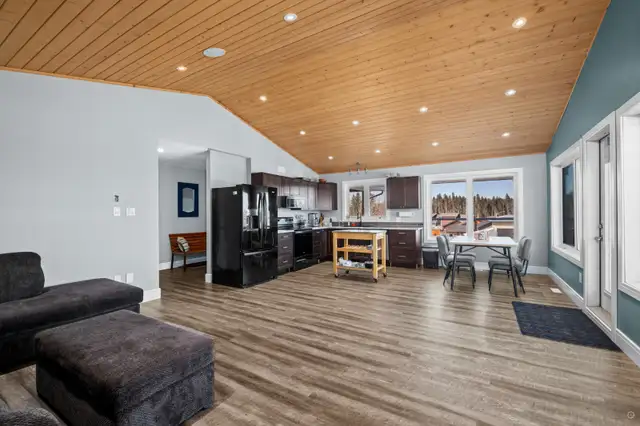 cabin for sale in Houses for Sale in Prince Albert - Image 21