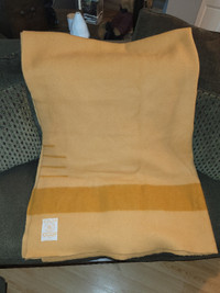 Hudson bay 3.5 point blanket / Handmade patch quilt