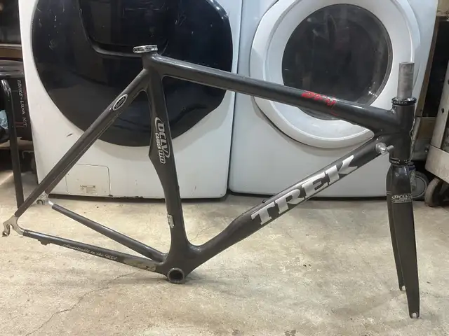 21 inch trek oclv 110 carbon frame/forks in Frames & Parts in City of Toronto - Image 2