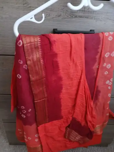 Many saris for sale sale Under 100 $ with Bluse and peticot