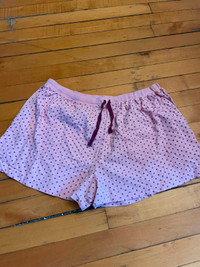 pantalon pour femme grandeur x-large pour 2$ chacun