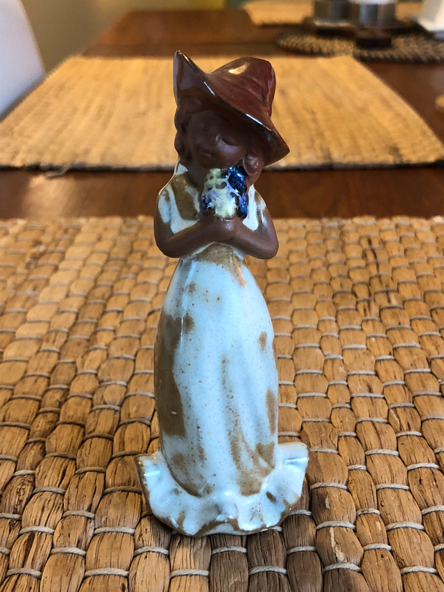 MCM Ceramic Women Figurine Holding Flowers In A Hat Japan in Arts & Collectibles in City of Toronto