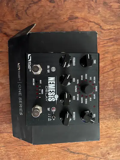 Source Audio Nemesis delay pedal, View more