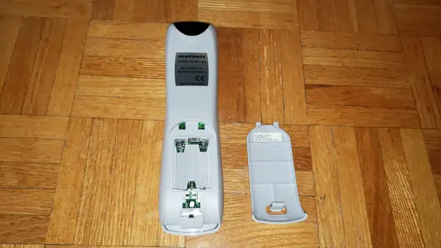 MARANTZ RC1400 UNIVERSAL REMOTE CONTROL LIKE NEW in Stereo Systems & Home Theatre in City of Toronto - Image 7