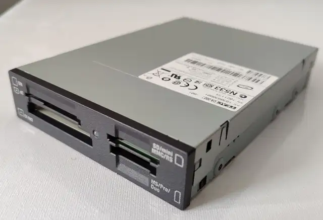TEAC CA-200 INTERNAL CARD READER DELL HD273 in System Components in Laval / North Shore - Image 2