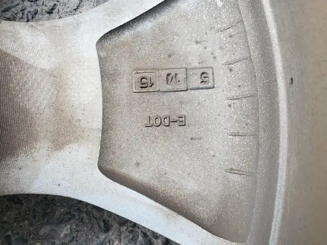 4 mags 18 pouces KIA Rondo 2014 a 2016, in Tires & Rims in Longueuil / South Shore - Image 5