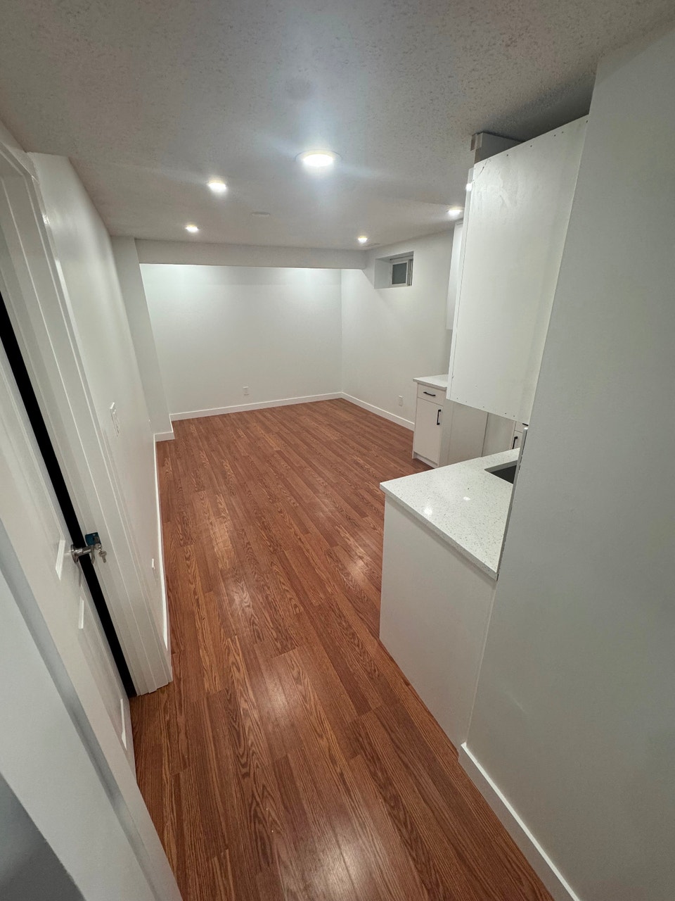 Great Location NEW BASEMENT FOR RENT – TARACOVE AREA…. 5