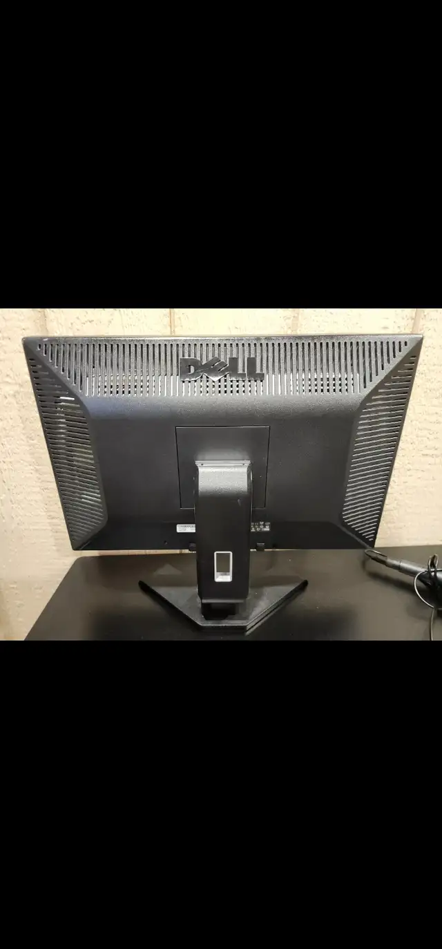 Computer monitor in Monitors in City of Toronto - Image 4