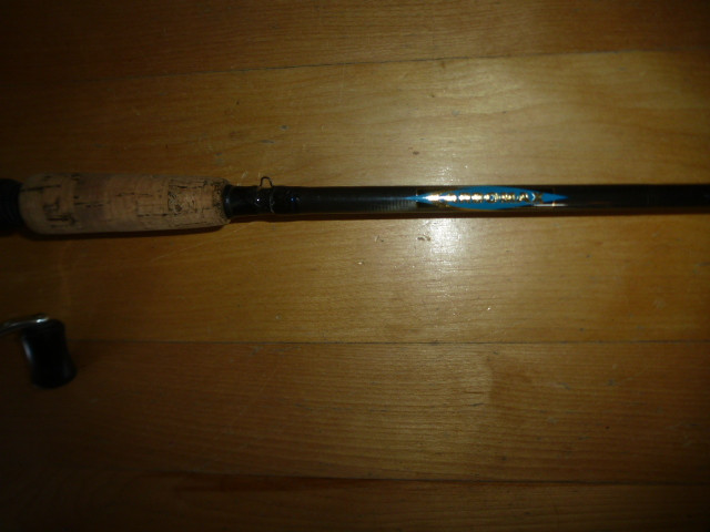 Canne moulinet baitcaster Shimano/Quantum Fishing rod reel dans Art et objets de collection  à Ville de Montréal - Image 3