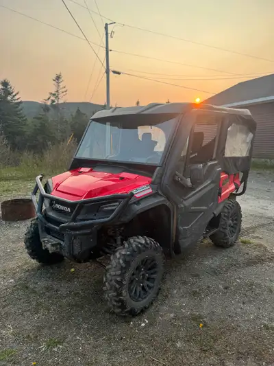 2021 Honda pioneer 1000 5 seater with lots of accessories