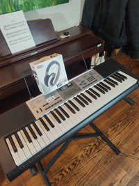 Casio LK-175 piano keyboard like new condition 