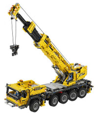 LEGO Technic 42009 - Mobile Crane MK II - Brand New Sealed SOLD