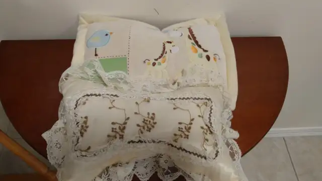 Like New Baby Pillows in Other in Markham / York Region - Image 2