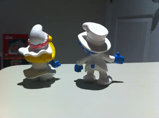 Smurfs - New 1991 Bride and Groom Smurfs Pair63234988764547123