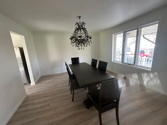 House For Rent in Long Term Rentals in Mississauga / Peel Region - Image 11