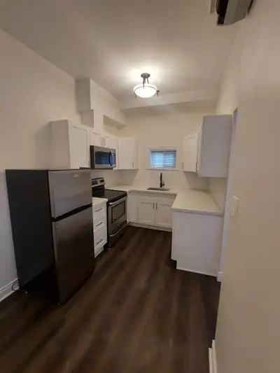 Bright and efficiently designed studio apartment near downtown Kitchener. This is a rent-capped unit...