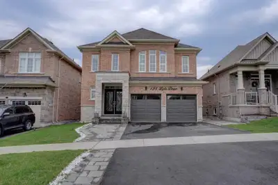 Stunning 5 Beds 4 Baths House for Rent in Bowmanville, ON