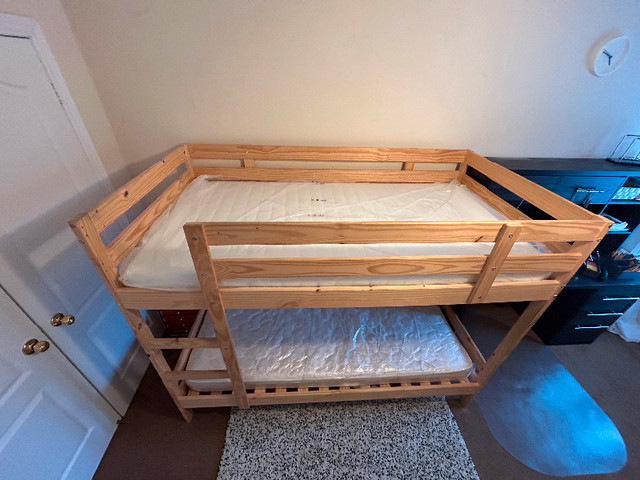 Bunk bed in Beds & Mattresses in Oakville / Halton Region - Image 4