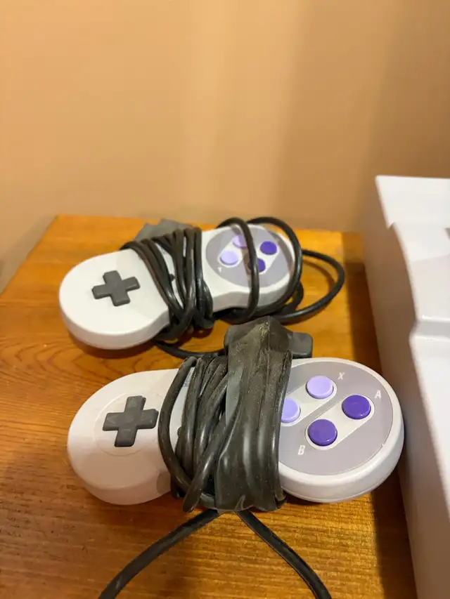  Super Nintendo (SNES) Console Bundle581933705546311682